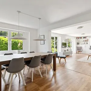 Beautiful House In Blankenese Apartment Hamburg